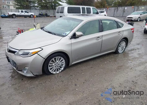 2015 Toyota Avalon Hybrid Xle Touring z USA, uszkodzony, nr VIN 4T1BD1EB2FU041546